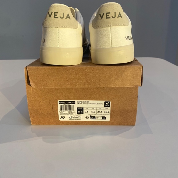 Veja Campo Sneaker Extra White/Natural Suede sz 38.5EU/7.5US New in Box - Picture 7 of 7